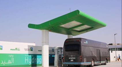 بلومبرغ: السعودية تسعى لتشغيل حافلاتها بالهيدروجين العام المقبل